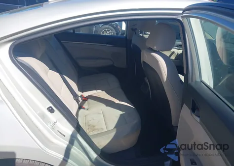 2017 Hyundai Elantra Se z USA, uszkodzony, nr VIN 5NPD74LFXHH201200